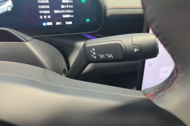 Used Zeekr 007GT 2025 Four-Wheel Drive Intelligent Driving Version 75 kWh Gear Lever