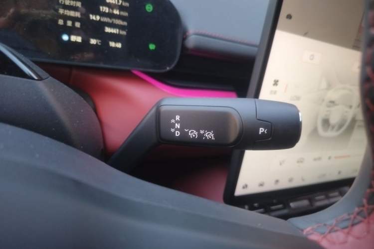 Used Zeekr 007GT 2025 Rear-Drive Intelligent Driving Version 75 kWh Gear Lever