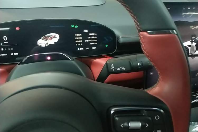 Used Zeekr 007GT 2025 Four-Wheel Drive Intelligent Driving Version 75 kWh Gear Lever