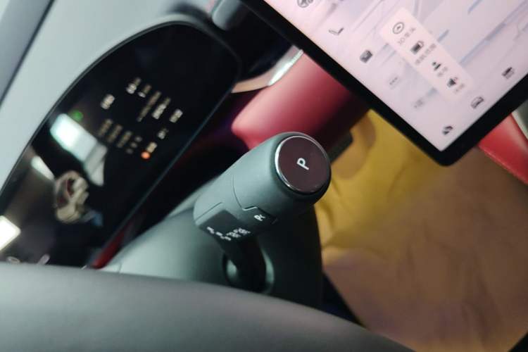 Used Zeekr 007GT 2025 Rear-Drive Intelligent Driving Version 75 kWh Gear Lever