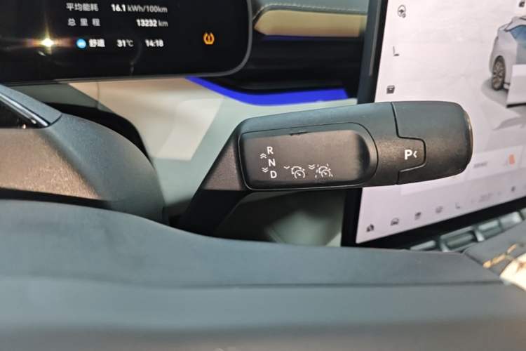 Used Zeekr 007GT 2025 Rear-Drive Intelligent Driving Version 75 kWh Gear Lever
