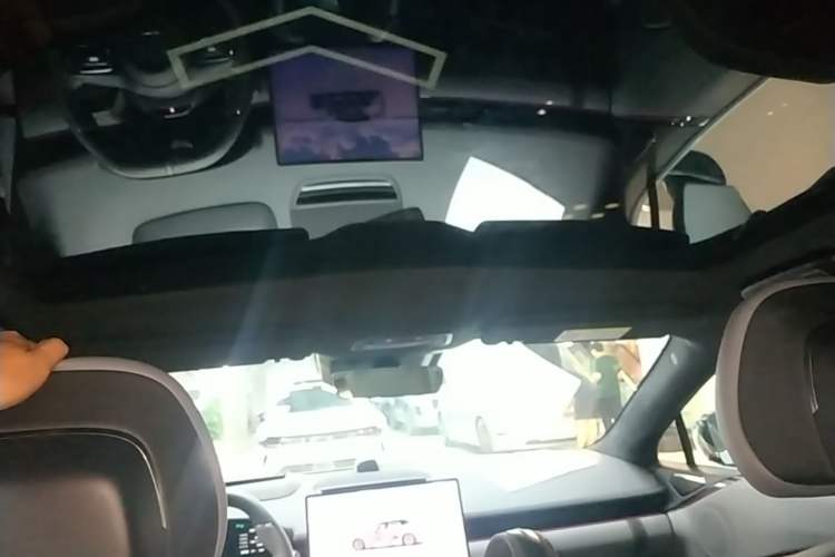 Used Zeekr 007GT 2025 Four-Wheel Drive Intelligent Driving Version 75 kWh Headliner