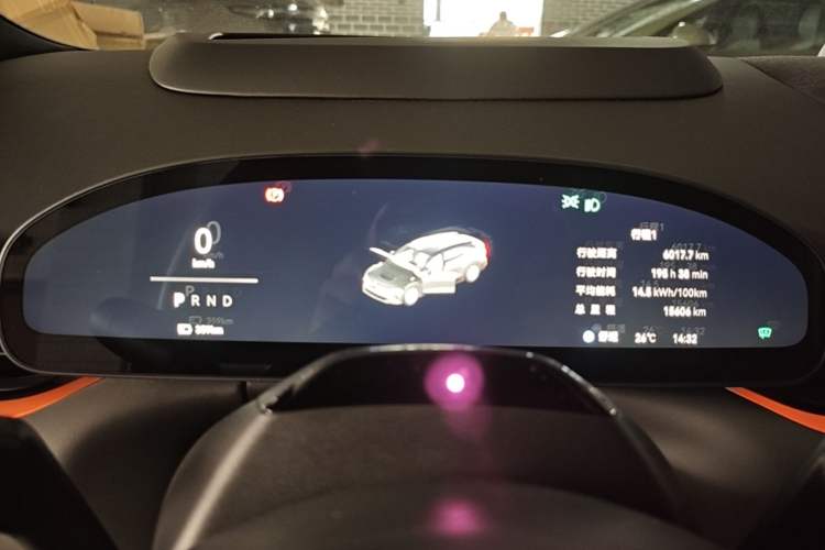 Used Zeekr 007GT 2025 Long-Range Rear-Wheel Drive Intelligent Driving Version 100 kWh Instrument Cluster