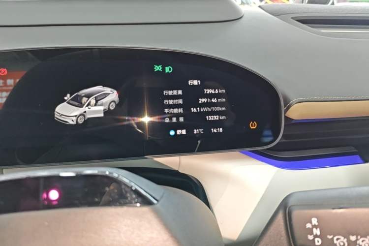 Used Zeekr 007GT 2025 Rear-Drive Intelligent Driving Version 75 kWh Instrument Cluster