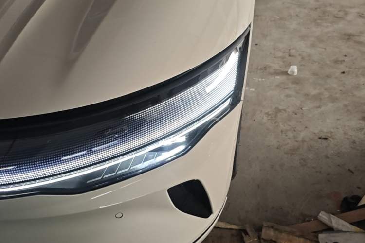 Used Zeekr 007GT 2025 Long-Range Rear-Wheel Drive Intelligent Driving Version 100 kWh Left Front Headlight