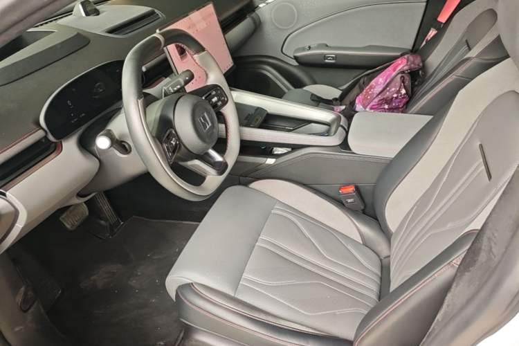 Used Zeekr 007GT 2025 Four-Wheel Drive Intelligent Driving Version 75 kWh Left Front Seat