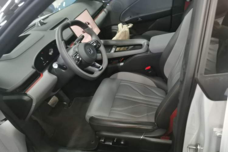Used Zeekr 007GT 2025 Four-Wheel Drive Intelligent Driving Version 75 kWh Left Front Seat