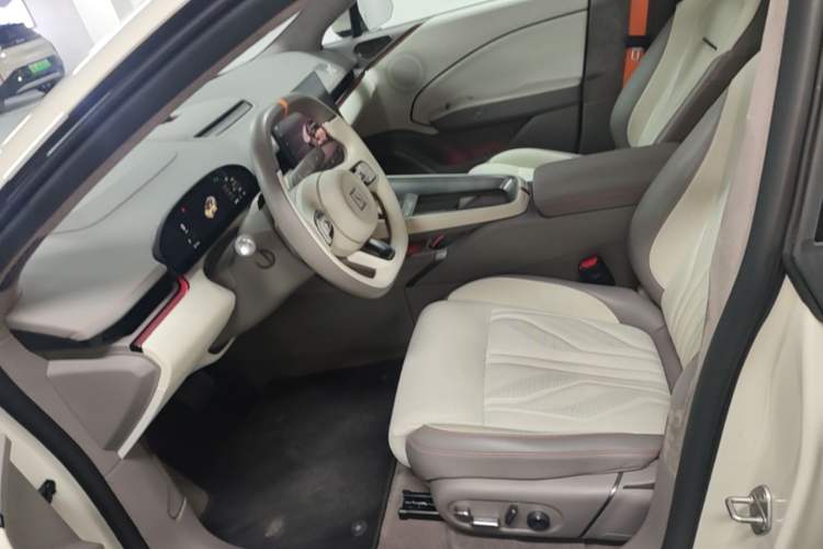 Used Zeekr 007GT 2025 Long-Range Rear-Wheel Drive Intelligent Driving Version 100 kWh Left Front Seat
