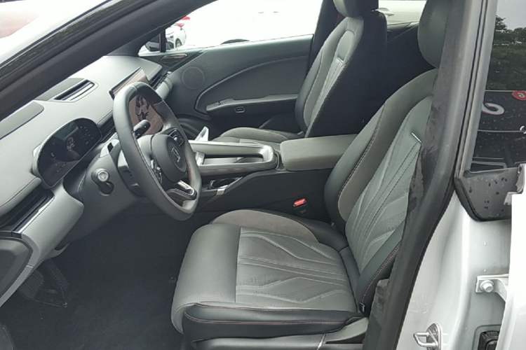 Used Zeekr 007GT 2025 Four-Wheel Drive Intelligent Driving Version 75 kWh Left Front Seat
