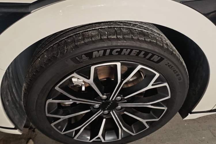Used Zeekr 007GT 2025 Long-Range Rear-Wheel Drive Intelligent Driving Version 100 kWh Left Front Wheel Hub