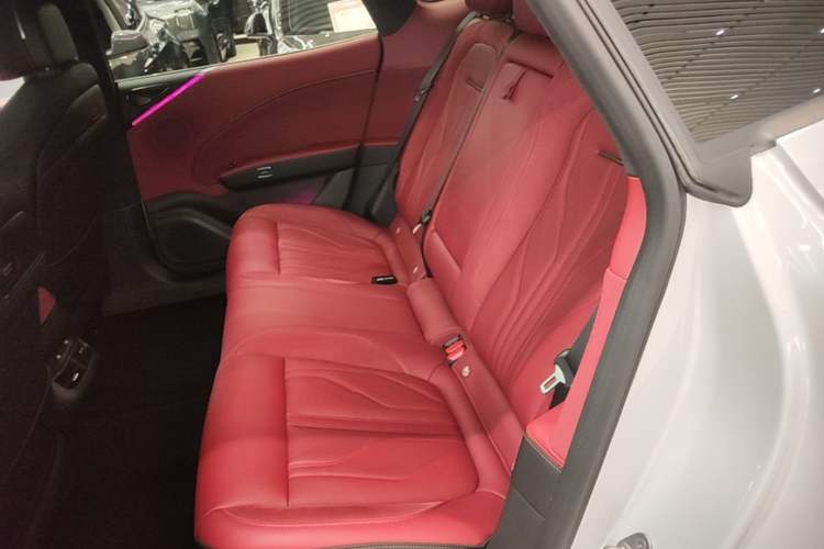 Used Zeekr 007GT 2025 Rear-Drive Intelligent Driving Version 75 kWh Left Rear Seat