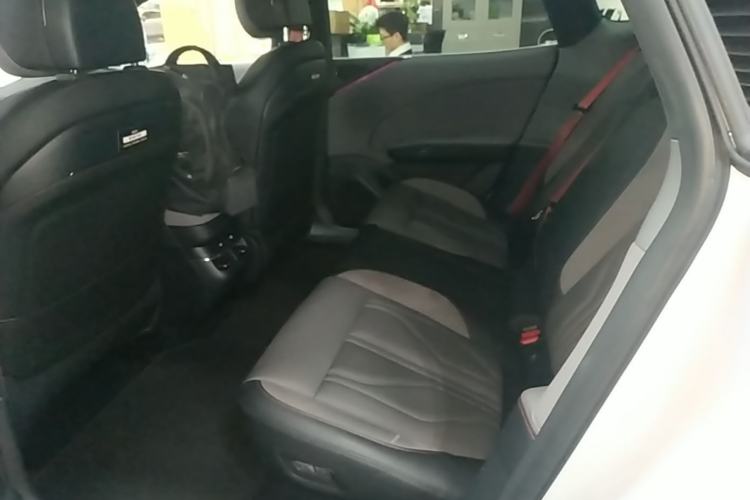 Used Zeekr 007GT 2025 Four-Wheel Drive Intelligent Driving Version 75 kWh Left Rear Seat