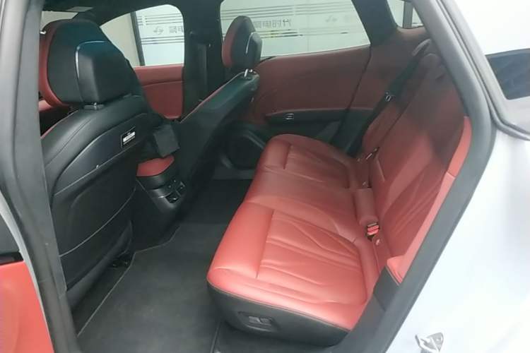 Used Zeekr 007GT 2025 Four-Wheel Drive Intelligent Driving Version 75 kWh Left Rear Seat