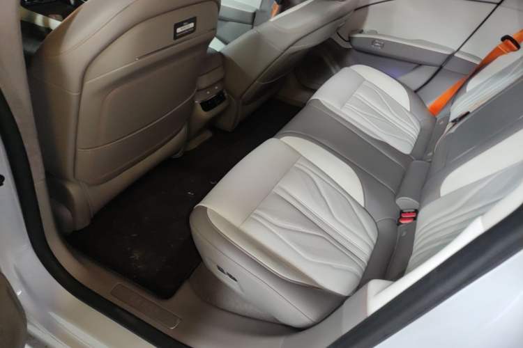 Used Zeekr 007GT 2025 Rear-Drive Intelligent Driving Version 75 kWh Left Rear Seat