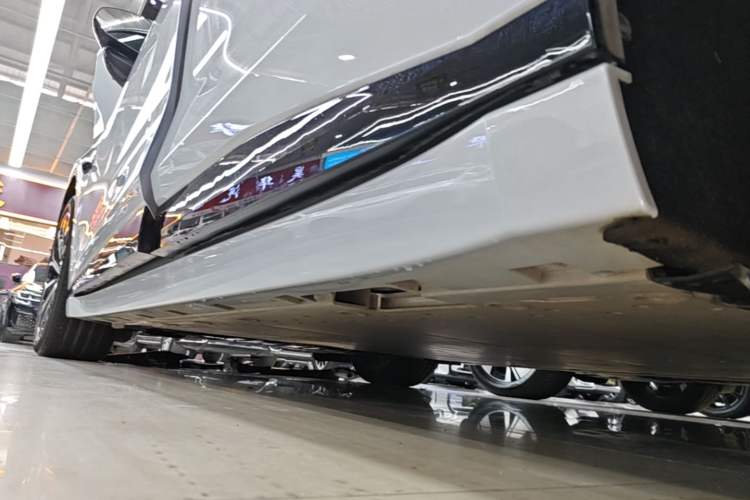 Used Zeekr 007GT 2025 Rear-Drive Intelligent Driving Version 75 kWh Left Side Sill