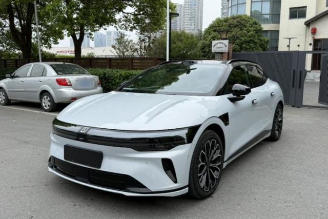 Used Zeekr 007GT 2025 Four-Wheel Drive Intelligent Driving Version 75 kWh