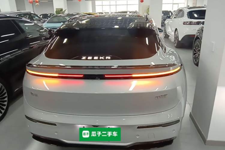 Used Zeekr 007GT 2025 Four-Wheel Drive Intelligent Driving Version 75 kWh Rear