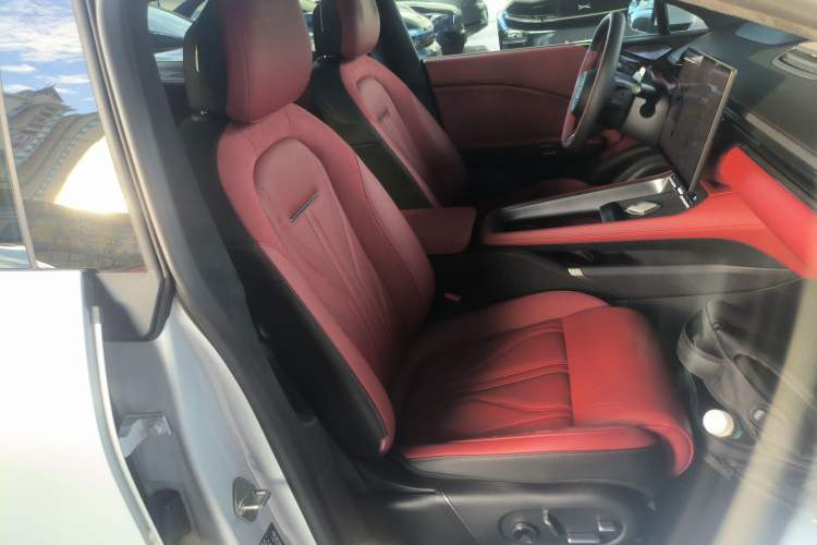 Used Zeekr 007GT 2025 Rear-Drive Intelligent Driving Version 75 kWh Right Front Seat