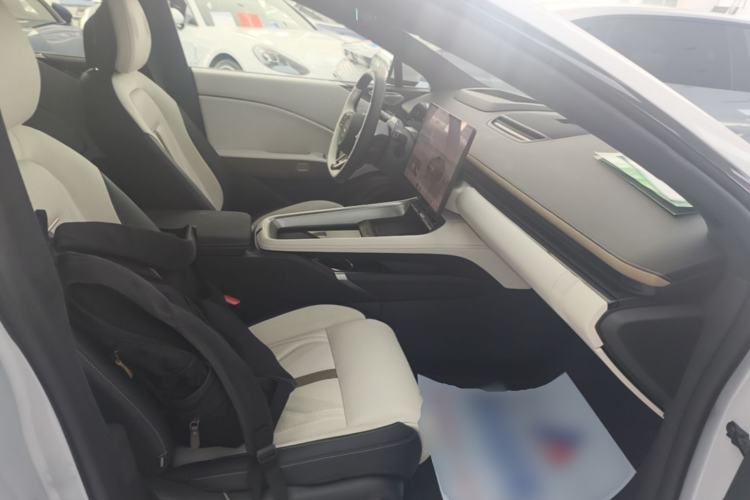 Used Zeekr 007GT 2025 Four-Wheel Drive Intelligent Driving Version 75 kWh Right Front Seat