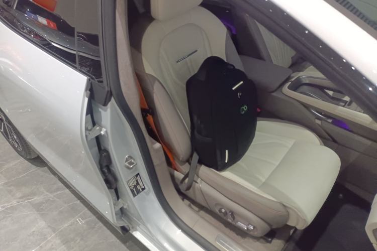 Used Zeekr 007GT 2025 Rear-Drive Intelligent Driving Version 75 kWh Right Front Seat