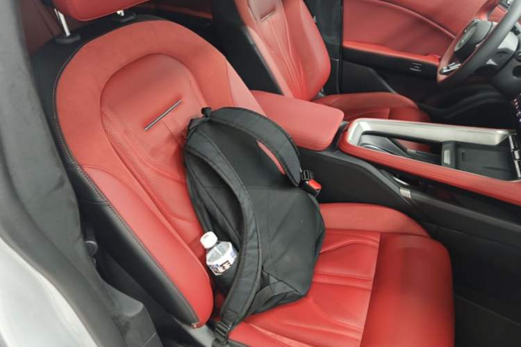 Used Zeekr 007GT 2025 Four-Wheel Drive Intelligent Driving Version 75 kWh Right Front Seat