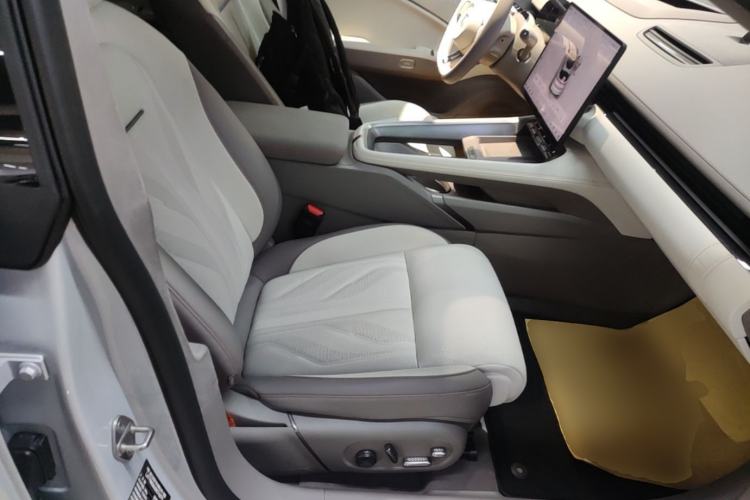 Used Zeekr 007GT 2025 Rear-Drive Intelligent Driving Version 75 kWh Right Front Seat