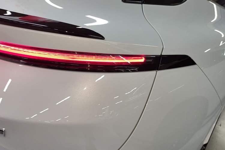 Used Zeekr 007GT 2025 Rear-Drive Intelligent Driving Version 75 kWh Right Rear Taillight