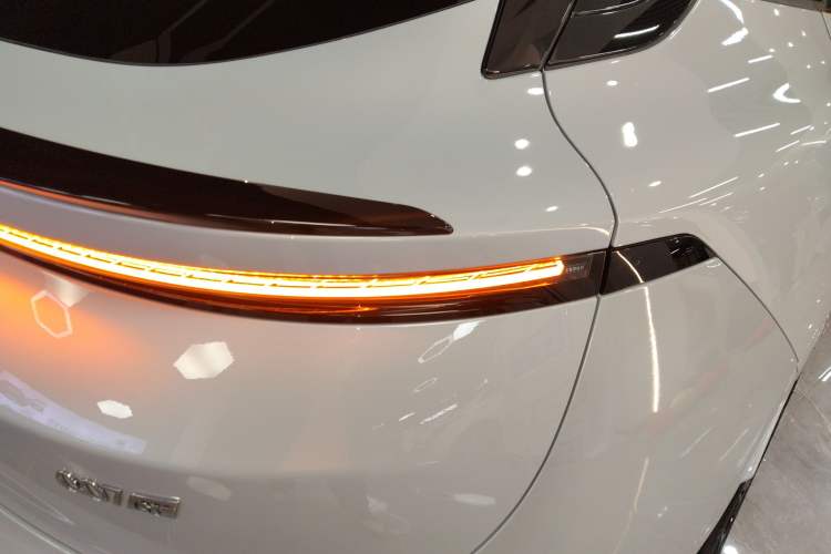 Used Zeekr 007GT 2025 Rear-Drive Intelligent Driving Version 75 kWh Right Rear Taillight