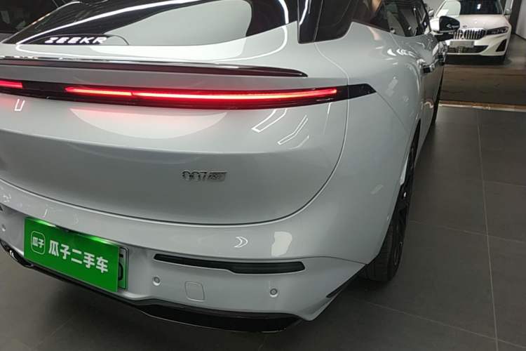 Used Zeekr 007GT 2025 Four-Wheel Drive Intelligent Driving Version 75 kWh Right Rear Taillight