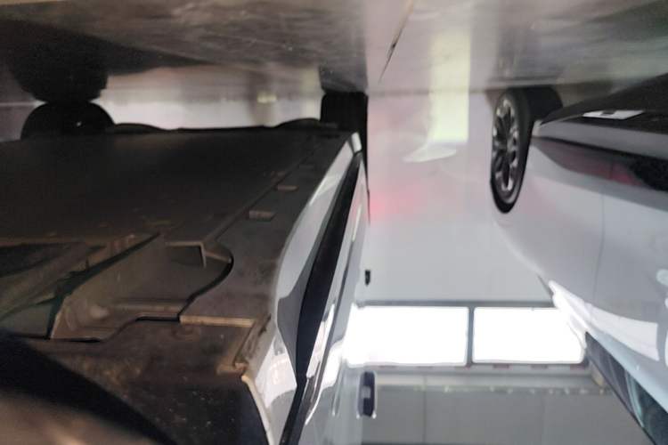 Used Zeekr 007GT 2025 Four-Wheel Drive Intelligent Driving Version 75 kWh Right Side Sill