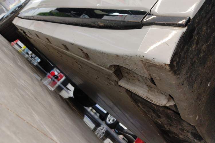 Used Zeekr 007GT 2025 Rear-Drive Intelligent Driving Version 75 kWh Right Side Sill