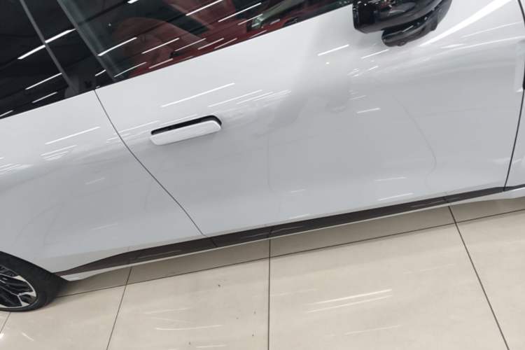Used Zeekr 007GT 2025 Four-Wheel Drive Intelligent Driving Version 75 kWh Right Side Sill