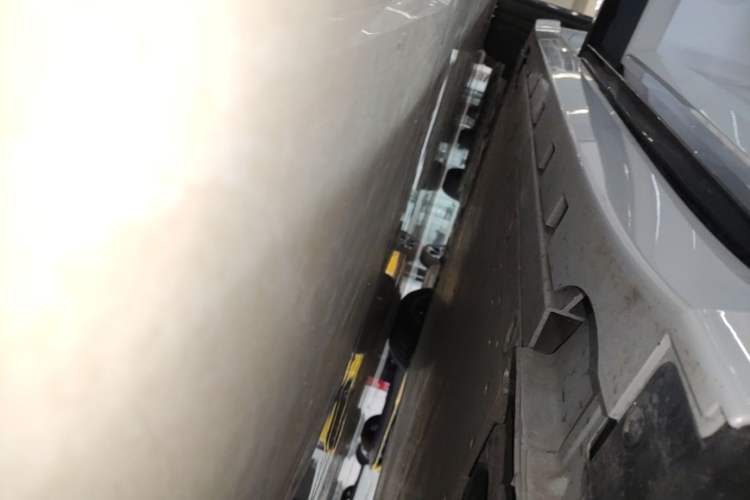 Used Zeekr 007GT 2025 Rear-Drive Intelligent Driving Version 75 kWh Right Side Sill