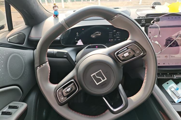 Used Zeekr 007GT 2025 Rear-Drive Intelligent Driving Version 75 kWh Steering Wheel