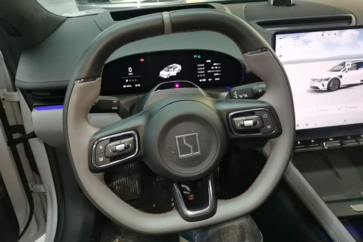 Used Zeekr 007GT 2025 Four-Wheel Drive Intelligent Driving Version 75 kWh Steering Wheel