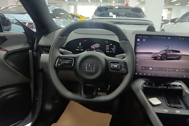 Used Zeekr 007GT 2025 Four-Wheel Drive Intelligent Driving Version 75 kWh Steering Wheel