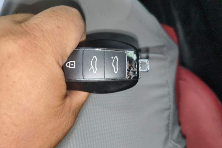 Used Zeekr 007GT 2025 Rear-Drive Intelligent Driving Version 75 kWh Vehicle Key
