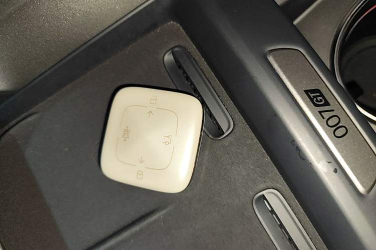 Used Zeekr 007GT 2025 Four-Wheel Drive Intelligent Driving Version 75 kWh Vehicle Key