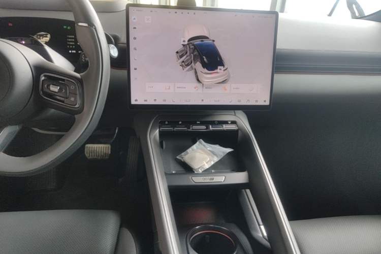 Used Zeekr 007GT 2025 Rear-Drive Intelligent Driving Version 75 kWh Audio And AC Panel