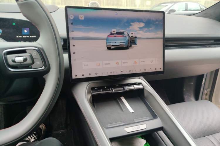 Used Zeekr 007GT 2025 Rear-Drive Intelligent Driving Version 75 kWh Audio And AC Panel