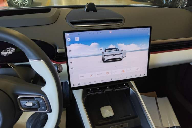 Used Zeekr 007GT 2025 Four-Wheel Drive Intelligent Driving Version 75 kWh Audio And AC Panel