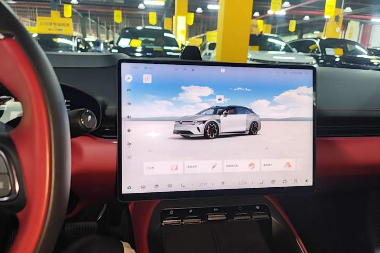 Used Zeekr 007GT 2025 Four-Wheel Drive Intelligent Driving Version 75 kWh Audio And AC Panel