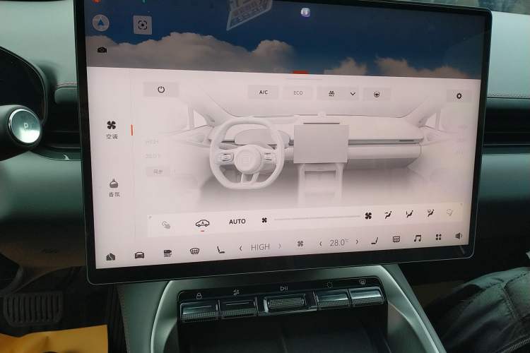 Used Zeekr 007GT 2025 Rear-Drive Intelligent Driving Version 75 kWh Audio And AC Panel