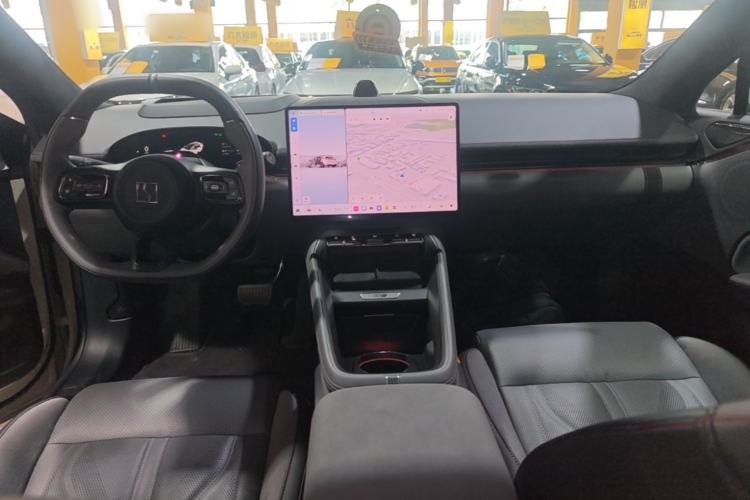 Used Zeekr 007GT 2025 Long-Range Rear-Wheel Drive Intelligent Driving Version 100 kWh Center Console