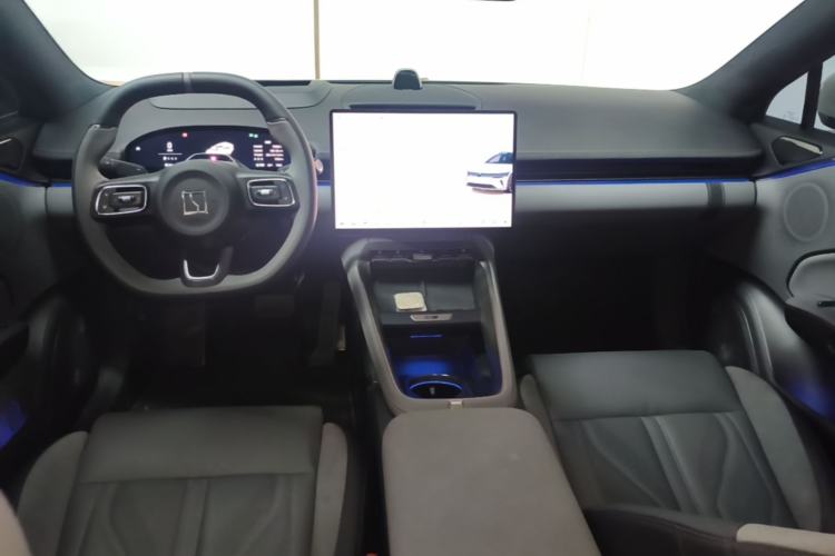 Used Zeekr 007GT 2025 Rear-Drive Intelligent Driving Version 75 kWh Center Console