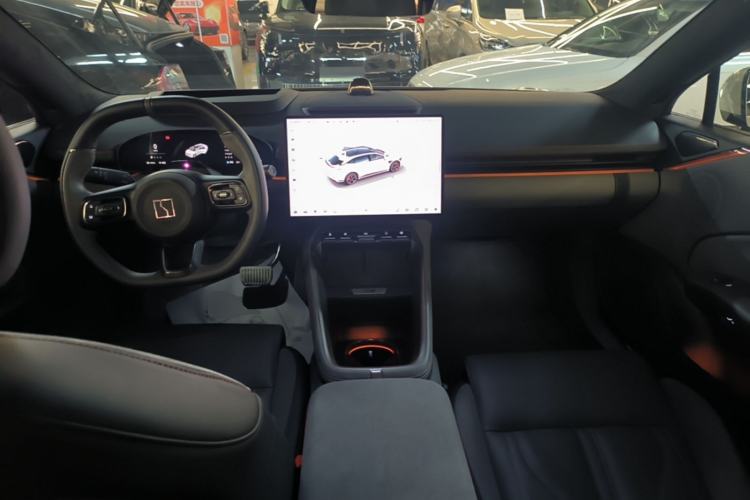 Used Zeekr 007GT 2025 Four-Wheel Drive Intelligent Driving Version 75 kWh Center Console