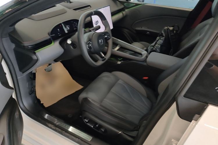 Used Zeekr 007GT 2025 Long-Range Rear-Wheel Drive Intelligent Driving Version 100 kWh Driver Seat