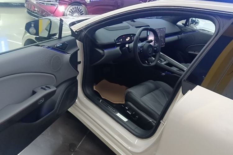 Used Zeekr 007GT 2025 Four-Wheel Drive Intelligent Driving Version 75 kWh Driver Seat