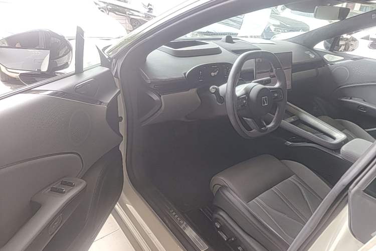 Used Zeekr 007GT 2025 Long-Range Rear-Wheel Drive Intelligent Driving Version 100 kWh Driver Seat