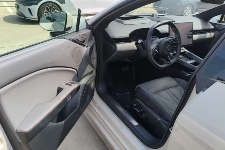 Used Zeekr 007GT 2025 Four-Wheel Drive Intelligent Driving Version 75 kWh Driver Seat